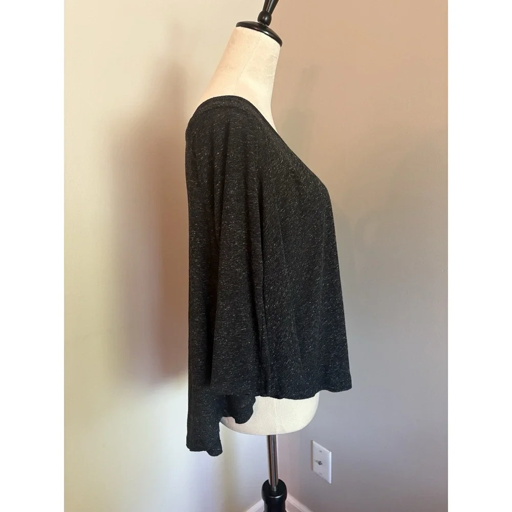 Free People We The Free Tambourine Swing Top Charcoal Gray Pleated Blouse Sz XS